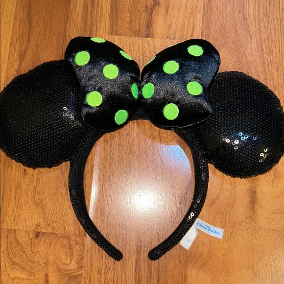 NWOT Tokyo Disney Halloween 2025 Sequin Mickey Minnie Mouse Ears Headband main image 14